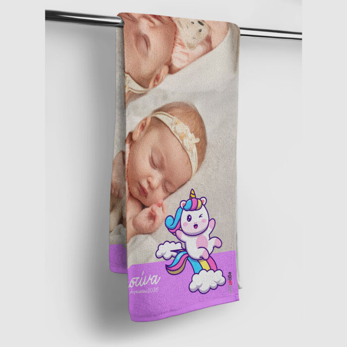 Πετσέτα Unicorn Pink για παιδιά, με σχέδιο μονόκερου και μαλακή υφή.